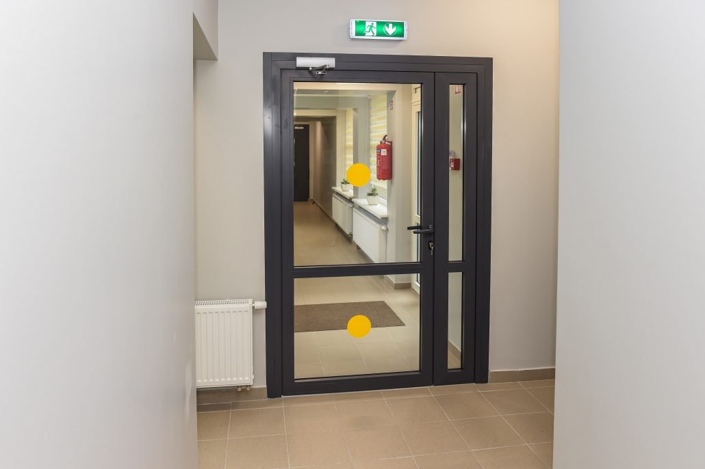 17033_G_Kartanas-min