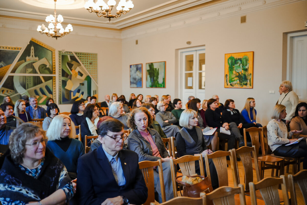 48233183a5aa927cad2b2c540304c0ca